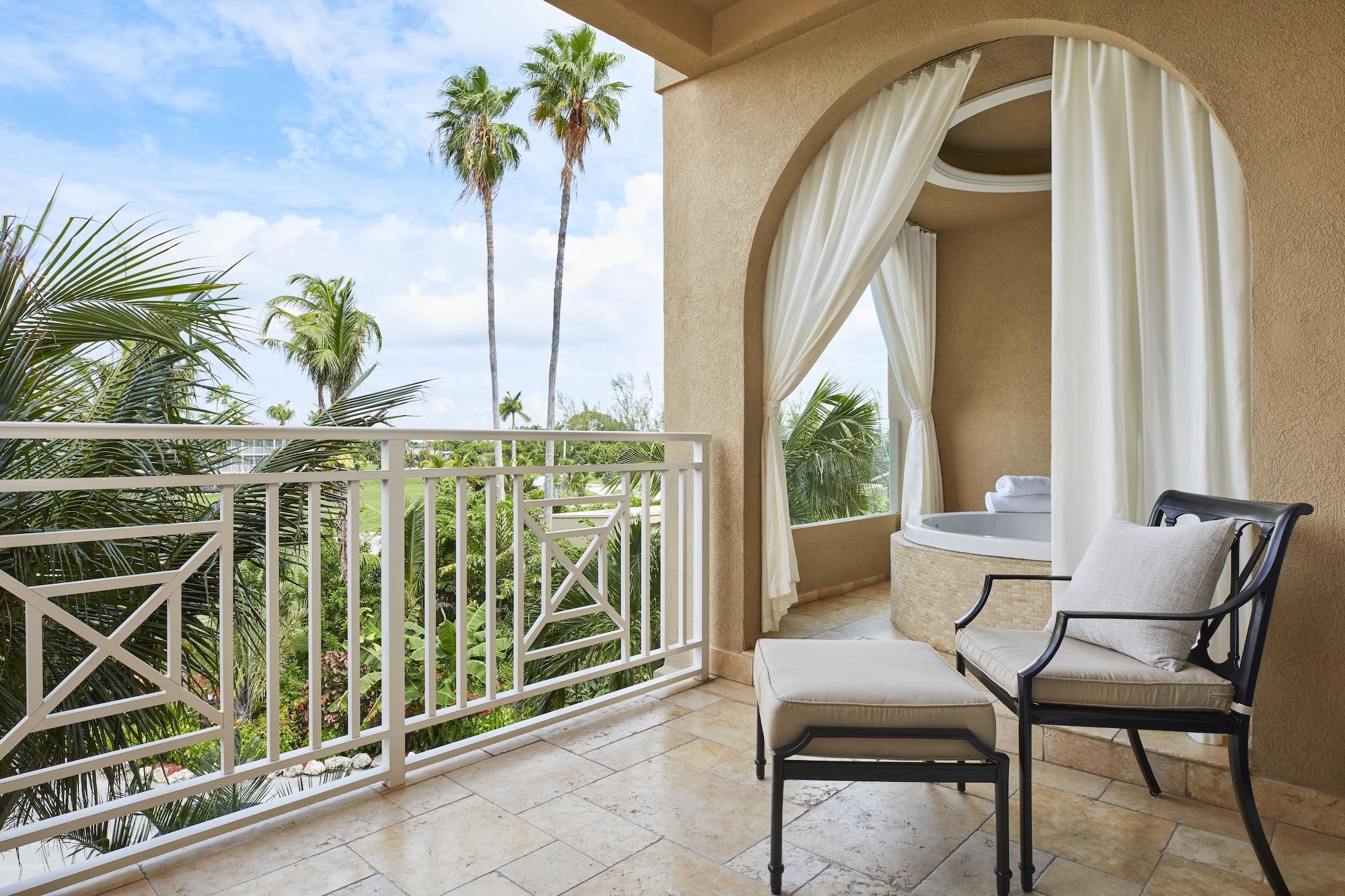 Cheeca Lodge & Spa Islamorada Exteriér fotografie A balcony at the Four Seasons Hotel