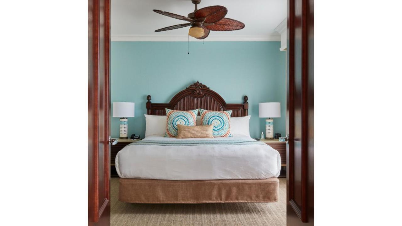 Cheeca Lodge & Spa Islamorada Exteriér fotografie A bedroom at Disney's Old Faithful Inn