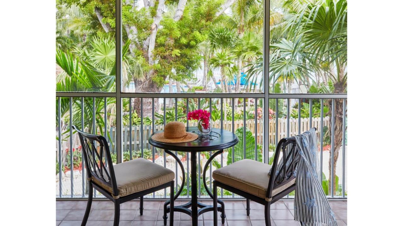 Cheeca Lodge & Spa Islamorada Exteriér fotografie A view from a balcony at the hotel