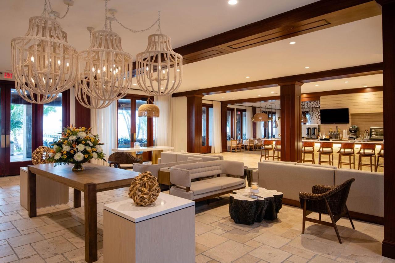 Cheeca Lodge & Spa Islamorada Exteriér fotografie The lobby at the Four Seasons Resort Maui